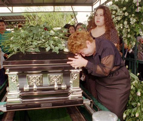 selena funeral|Look back: Selena Quintanilla